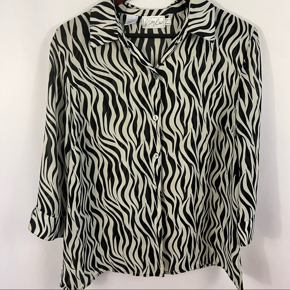 KATHY CHE Top Women L Large Zebra Animal Print Button Front 3/4 Slit Sleeve